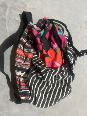 roxy billabong drawstring backpack